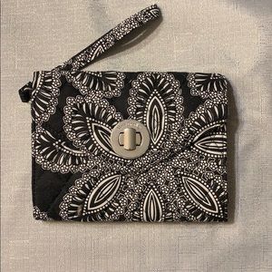 Vera Bradley Your Turn smartphone wristlet